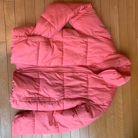 Pink Puffer Jacket! Size XS, Joe Fresh Brand. - Picture 2 of 8
